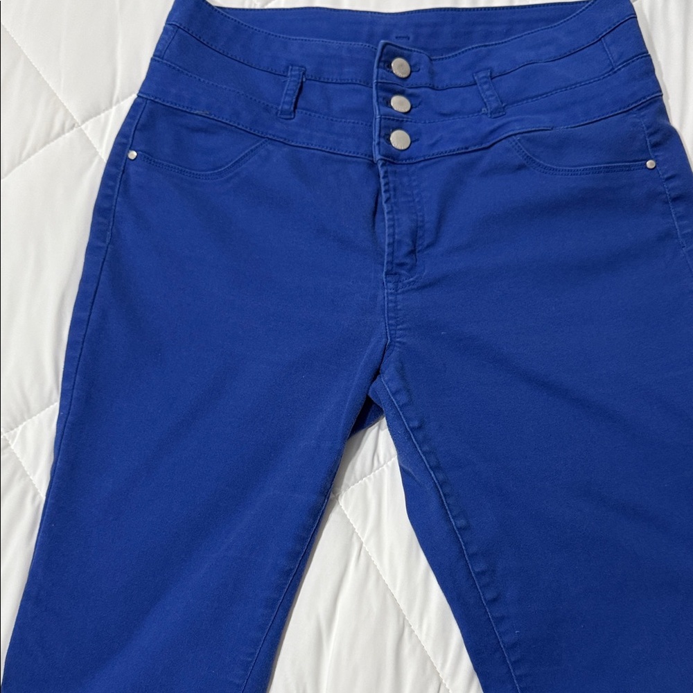 Refuge Women's Blue Jeans